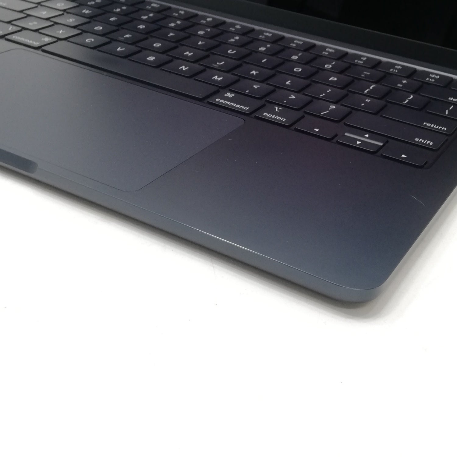 MacBook 中古 販売】MacBook Air M2 / 13インチ / 2022 / 8GB / 512GB