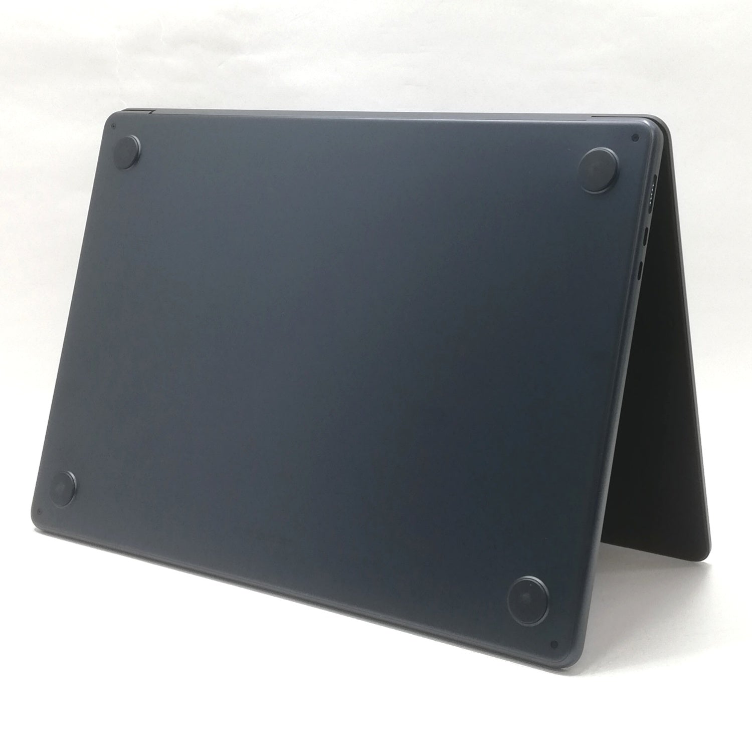 MacBook 中古 販売】MacBook Air M4 / 15インチ / 2025 / 16GB / 512GB