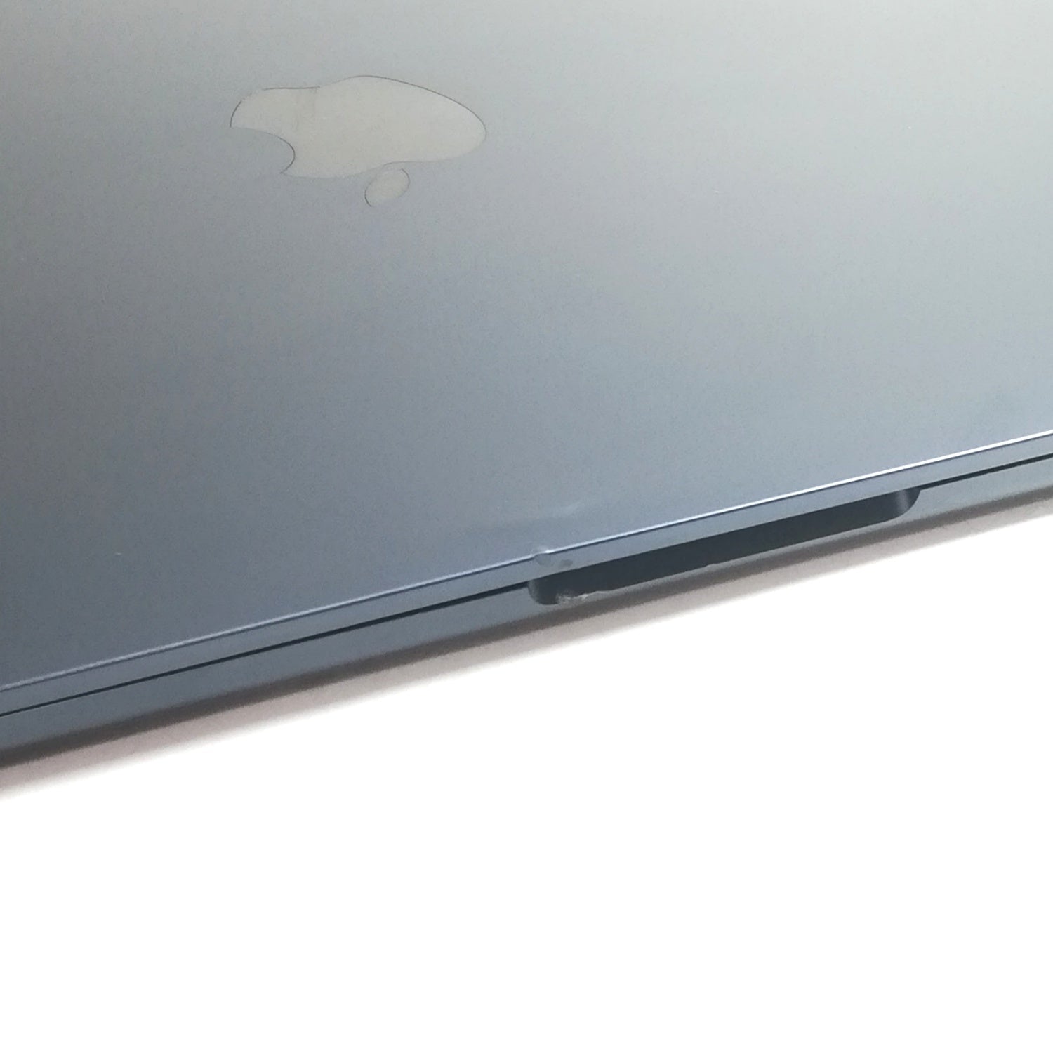 MacBook 中古 販売】MacBook Air M4 / 15インチ / 2025 / 16GB / 512GB