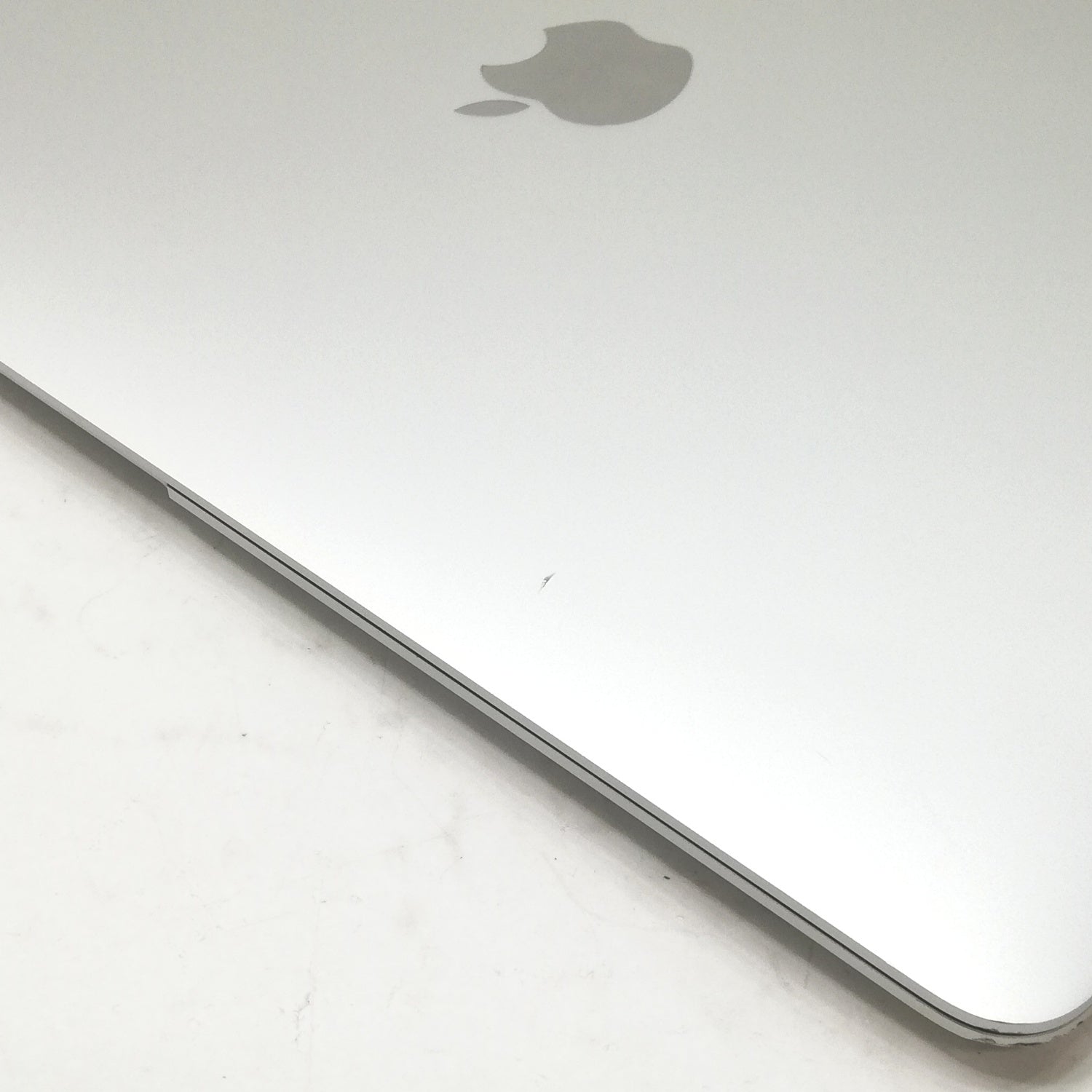 MacBook 中古 販売】MacBook Air M1 / 13インチ / Mid2020 / 8GB