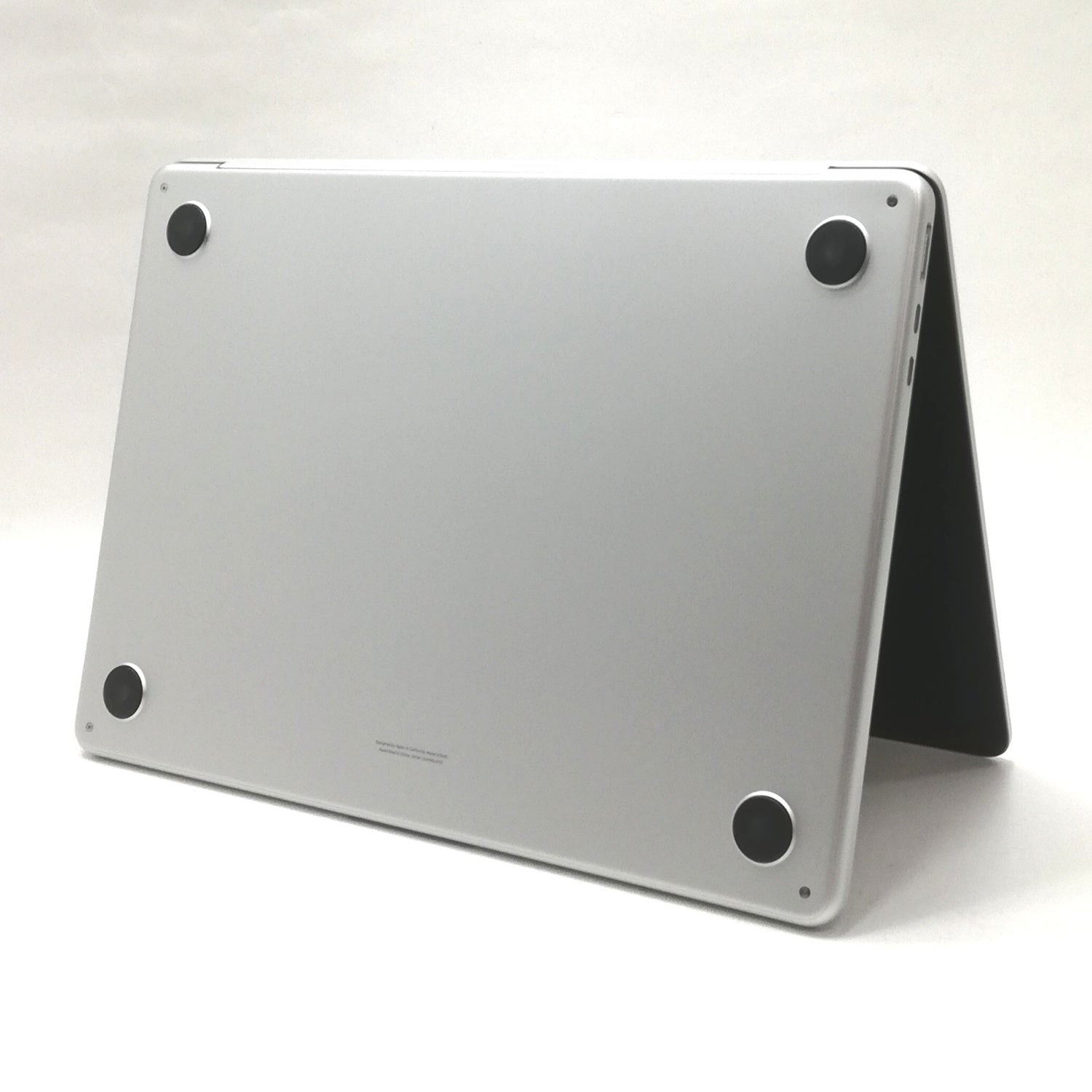 MacBook 中古 販売】MacBook Air M4 / 13インチ / 2025 / 16GB / 256GB