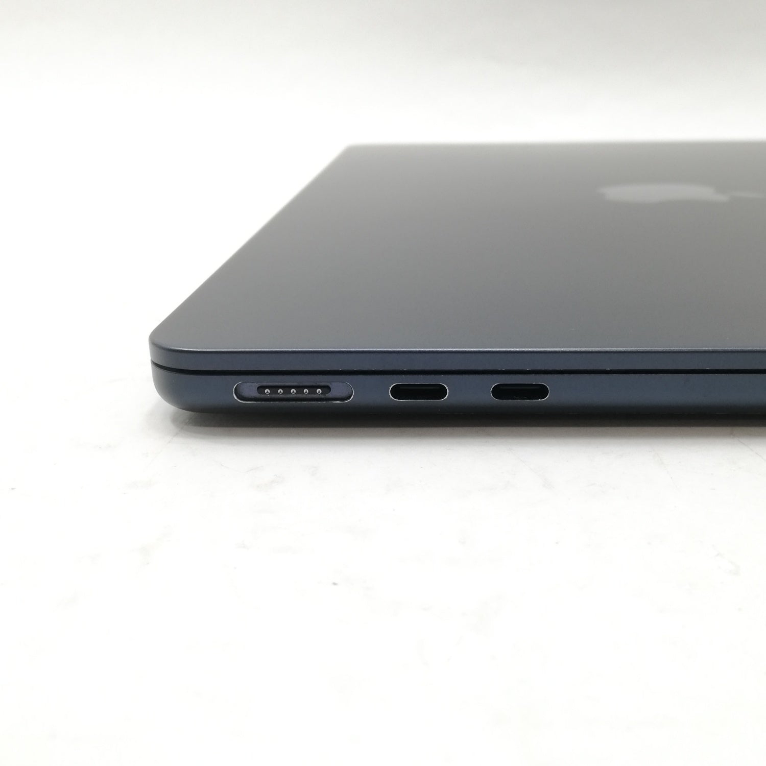 MacBook 中古 販売】MacBook Air M2 / 13インチ / 2022 / 8GB / 512GB