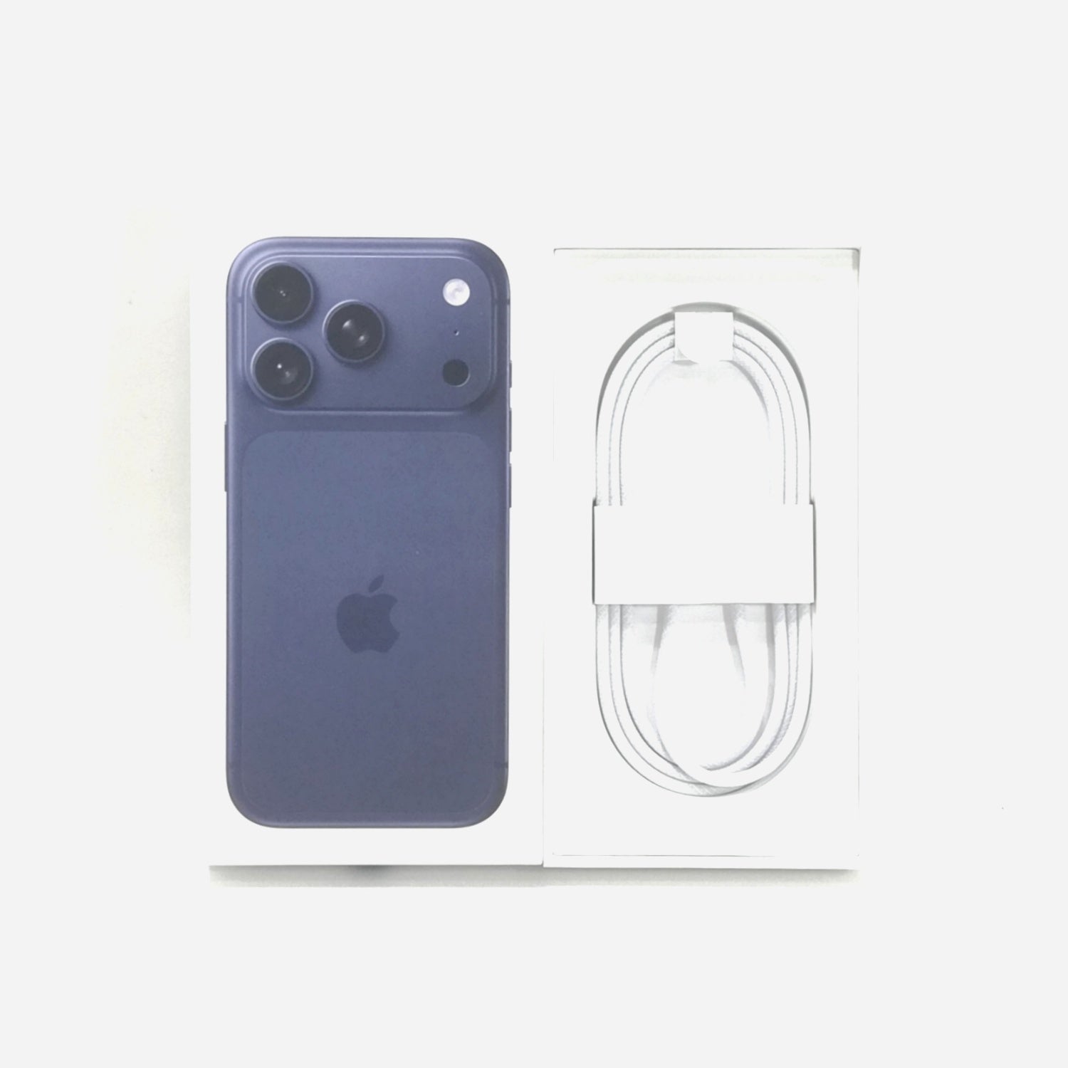 iPhone 中古 販売】iPhone 17 Pro / 2025 / 256GB / ディープブルー