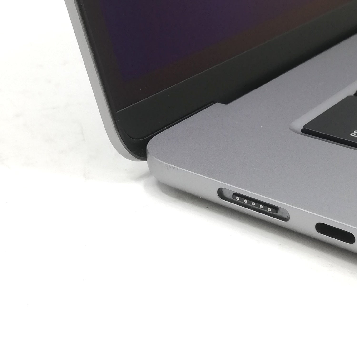 MacBook 中古 販売】MacBook Air M3 / 15インチ / 2024 / 16GB / 256GB