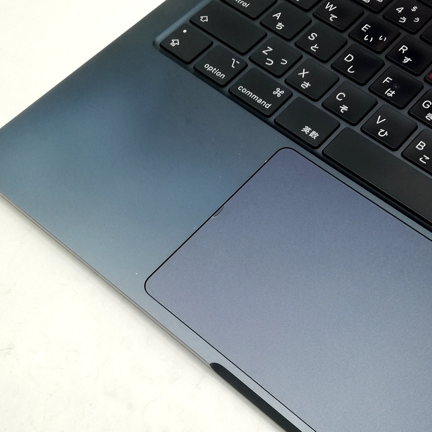 MacBook 中古 販売】MacBook Air M2 / 13インチ / 2022 / 16GB / 256GB