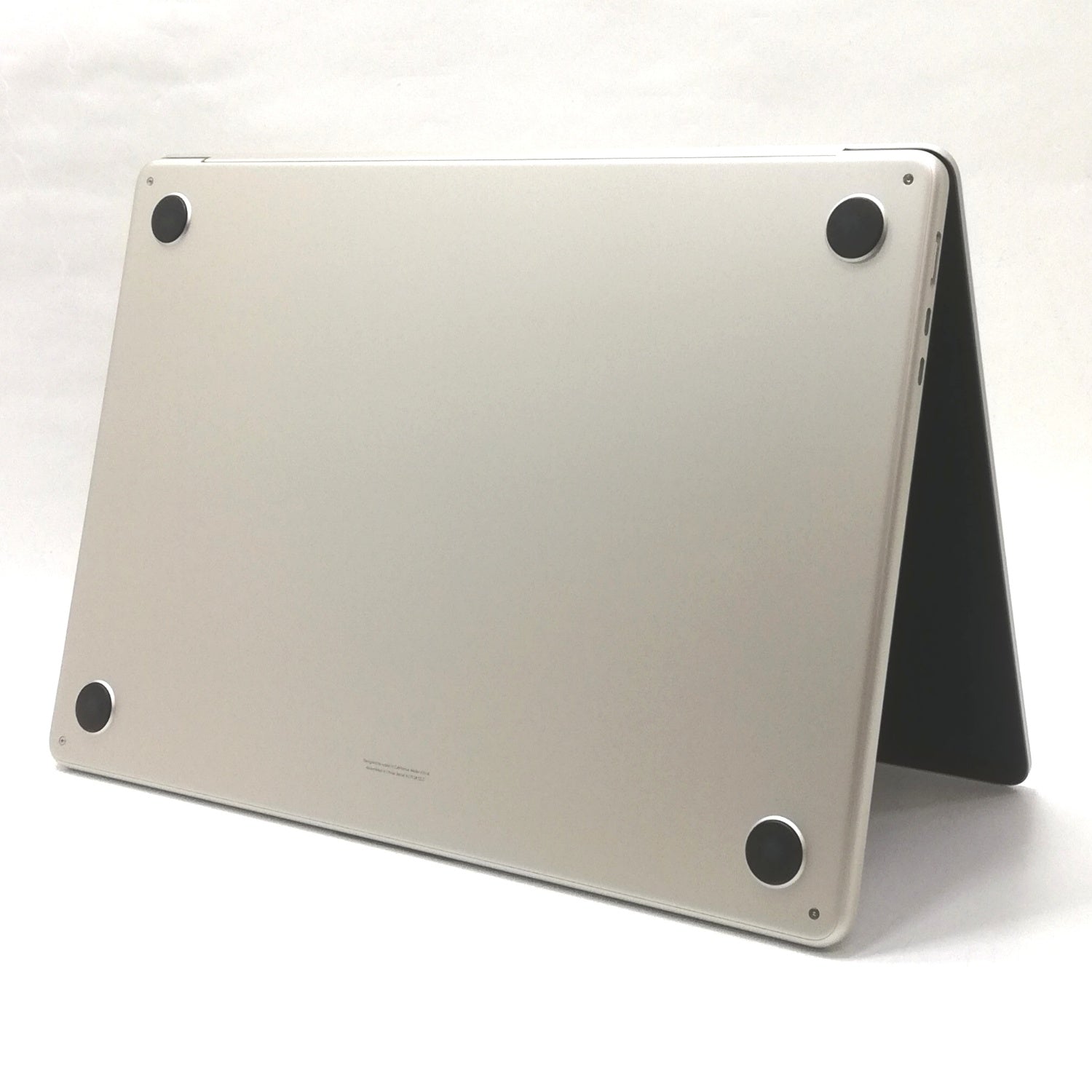 MacBook 中古 販売】MacBook Air M3 / 15インチ / 2024 / 16GB / 256GB