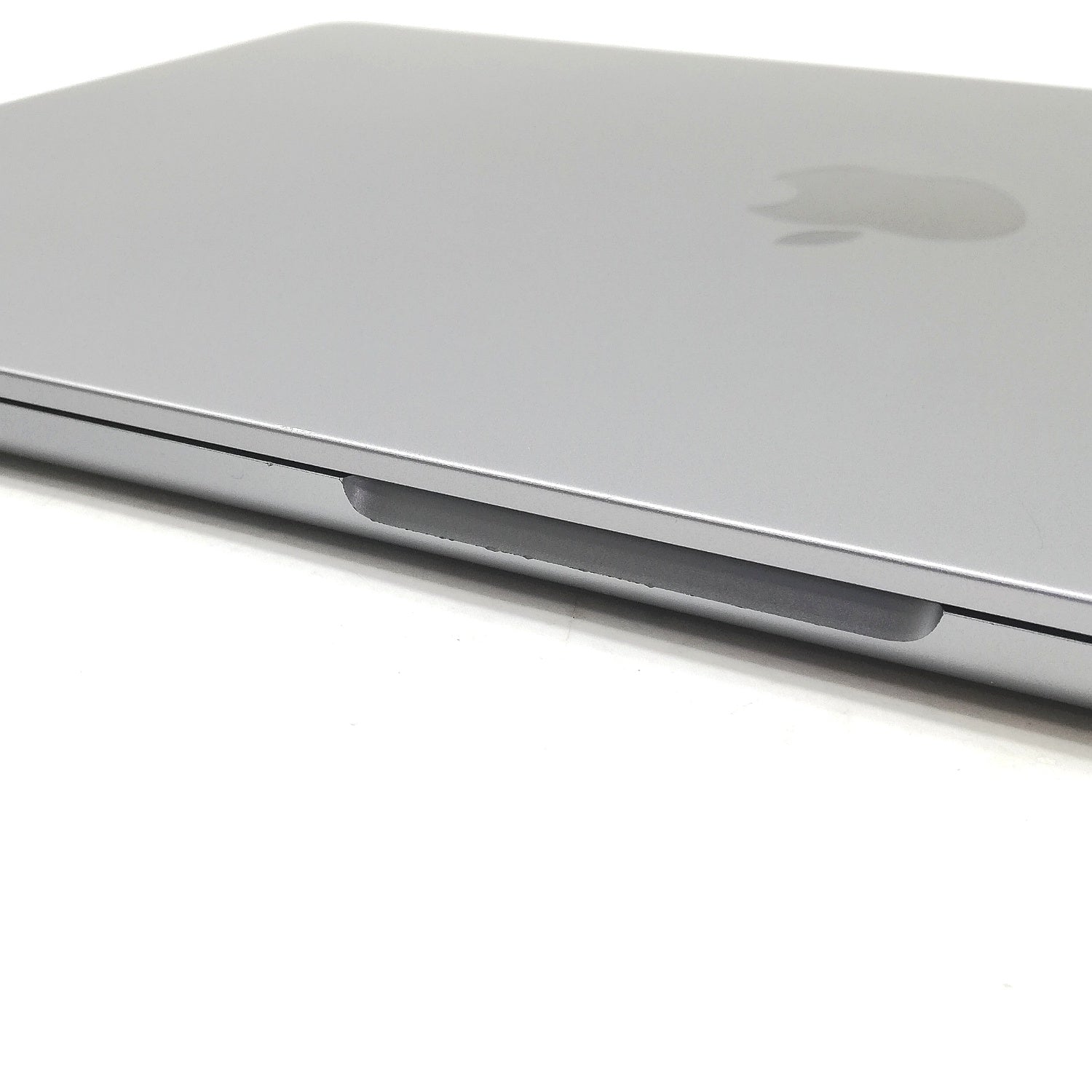 MacBook 中古 販売】MacBook Air M2 / 13インチ / 2022 / 24GB / 512GB
