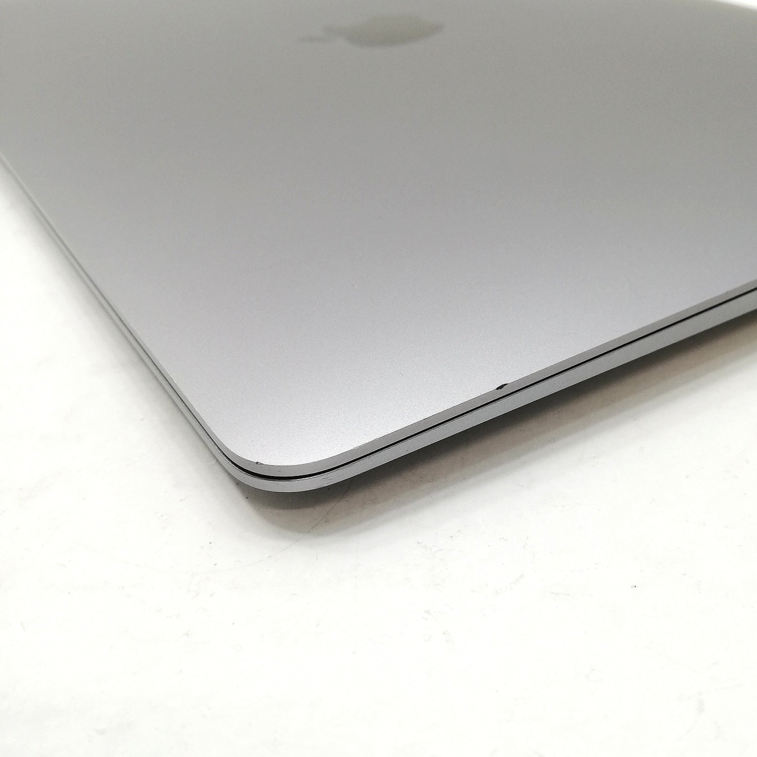 MacBook 中古 販売】MacBook Air M1 / 13インチ / Mid2020 / 16GB
