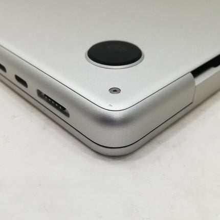 MacBook Pro M2Pro / 14インチ / 2023 / 16GB / 512GB / シルバー / ランク:B / MPHH3J/A / 【中古品管理番号:38638】