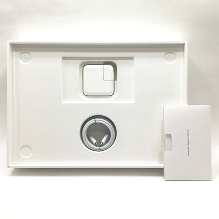 MacBook Air M1 / 13インチ / Mid2020 / 8GB / 256GB / スペースグレイ / ランク:D / MGN63J/A / 【中古品管理番号:38644】