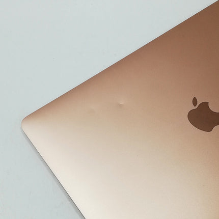 MacBook Air M1 / 13インチ / Mid2020 / 8GB / 256GB / ゴールド / ランク:C / MGND3J/A / 【中古品管理番号:38660】