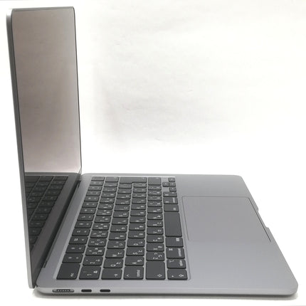 MacBook Air M2 / 13インチ / 2022 / 8GB / 256GB / スペースグレイ / ランク:B / MLXW3J/A / 【中古品管理番号:38665】