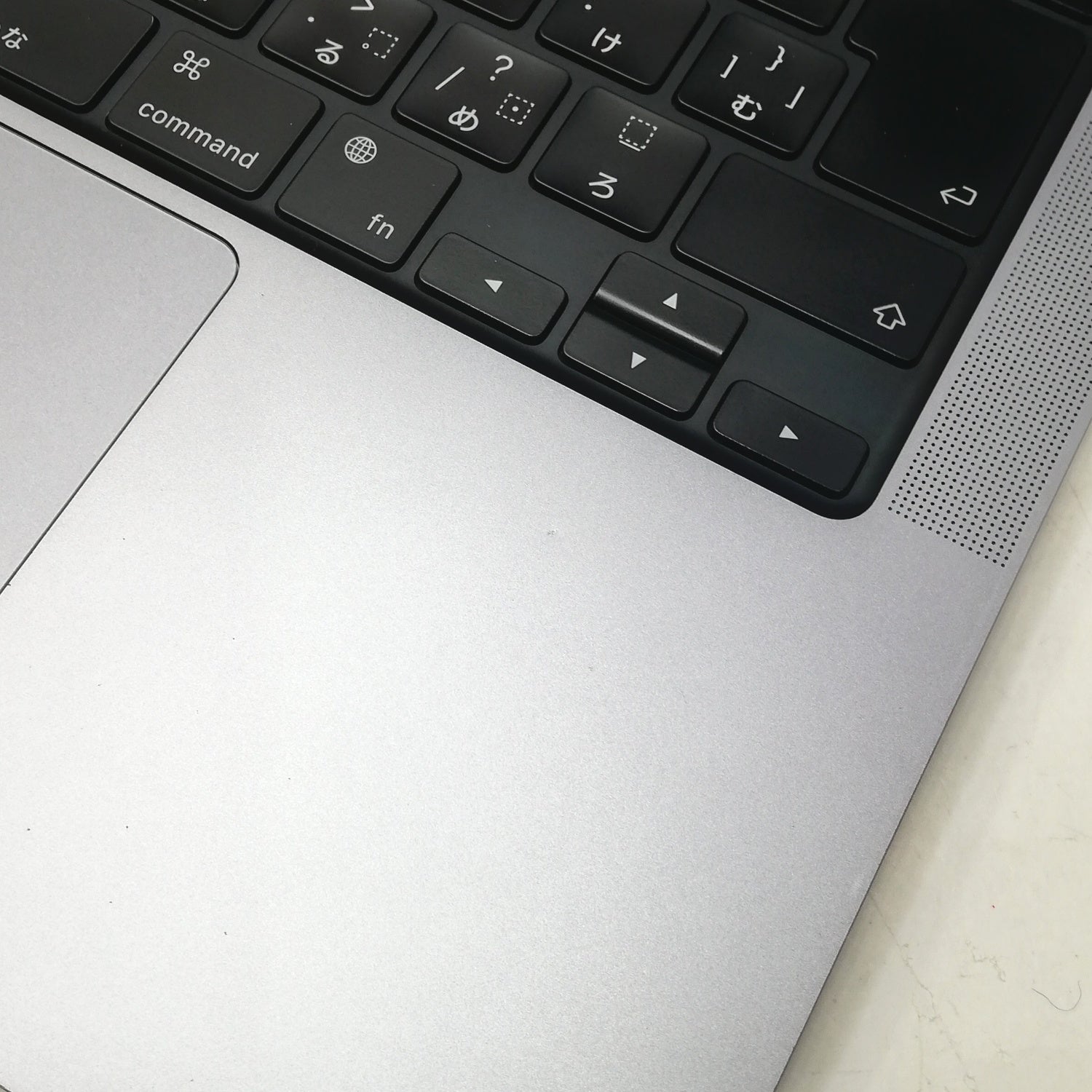 MacBook 中古 販売】MacBook Pro M1 Pro / 14インチ / 2021 / 16GB 