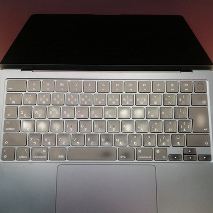 MacBook Air M2 / 13インチ / 2022 / 24GB / 512GB / ミッドナイト / ランク:B / MLY33J/A / 【中古品管理番号:38681】