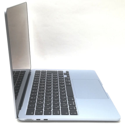 MacBook Air M4 / 13インチ / 2025 / 16GB / 256GB / スカイブルー / ランク:A / MC6T4J/A / 【中古品管理番号:38705】