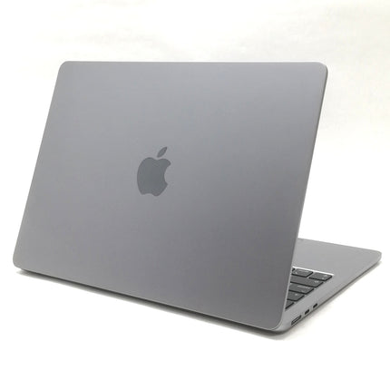 MacBook Air M3 / 13インチ / 2024 / 16GB / 512GB / スペースグレイ / ランク:A / MXCR3J/A / 【中古品管理番号:38707】