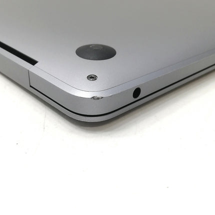 MacBook Air M1 / 13インチ / Mid2020 / 16GB / 256GB / スペースグレイ / ランク:B / MGN63J/A / 【中古品管理番号:38711】