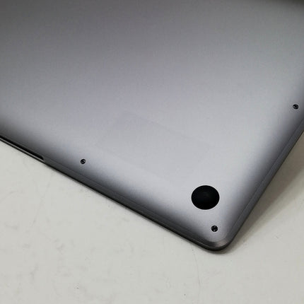 MacBook Air M1 / 13インチ / Mid2020 / 16GB / 256GB / スペースグレイ / ランク:B / MGN63J/A / 【中古品管理番号:38711】