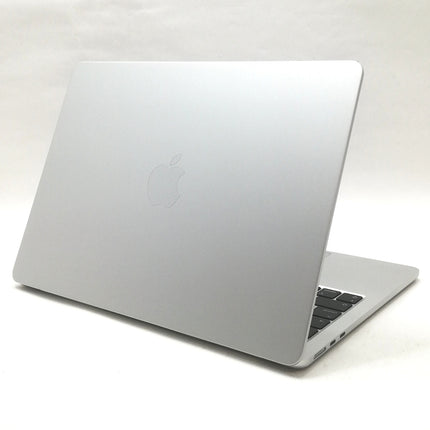 MacBook Air M3 / 13インチ / 2024 / 16GB / 512GB / シルバー / ランク:A / MRXR3J/A / 【中古品管理番号:38719】
