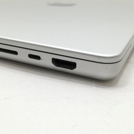 MacBook Pro M1 Pro / 14インチ / 2021 / 16GB / 512GB / シルバー / ランク:B / MKGR3J/A / 【中古品管理番号:38733】