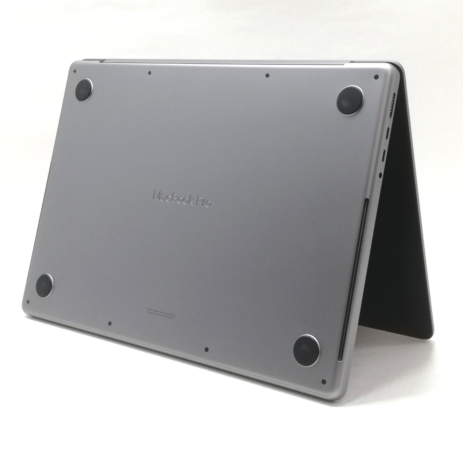 MacBook 中古 販売】MacBook Pro M3 / 14インチ / 2023 / 8GB / 512GB