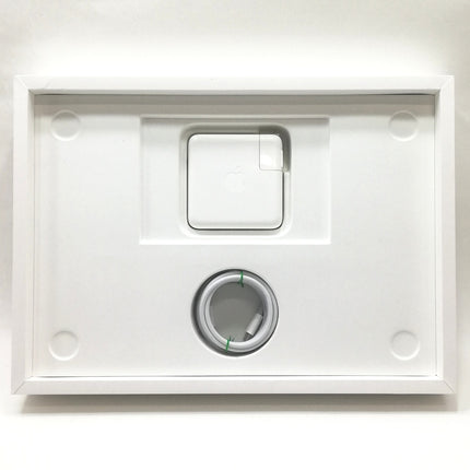 【販売強化プライス！】MacBook Pro M2 / 13インチ / 2022 / 8GB / 256GB / シルバー / ランク:C / MNEP3J/A / 【中古品管理番号:38742】