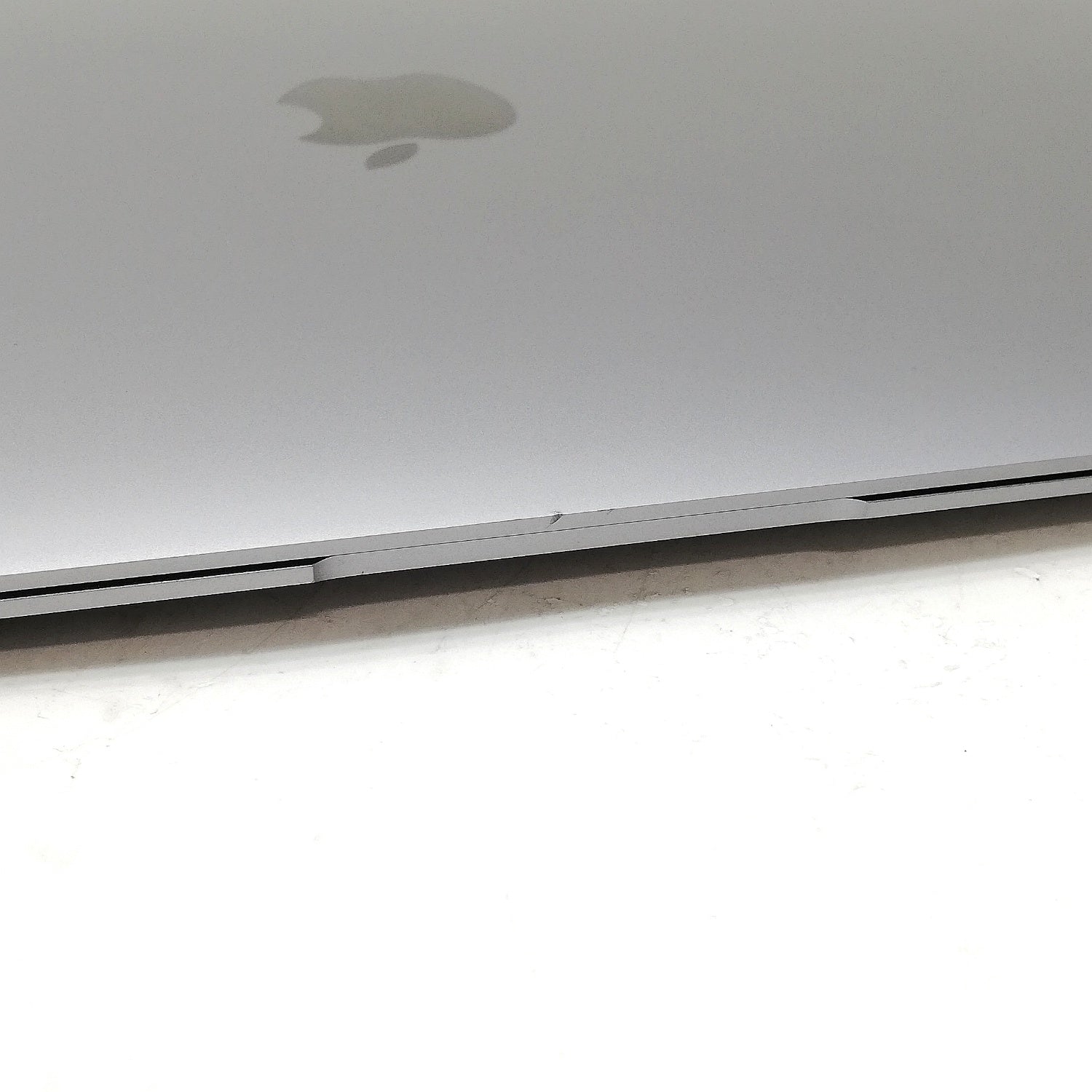 MacBook 中古 販売】MacBook Air M1 / 13インチ / Mid2020 / 8GB