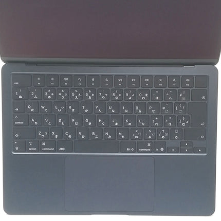 MacBook Air M4 / 13インチ / 2025 / 16GB / 256GB / ミッドナイト / ランク:B / MW123J/A / 【中古品管理番号:38751】