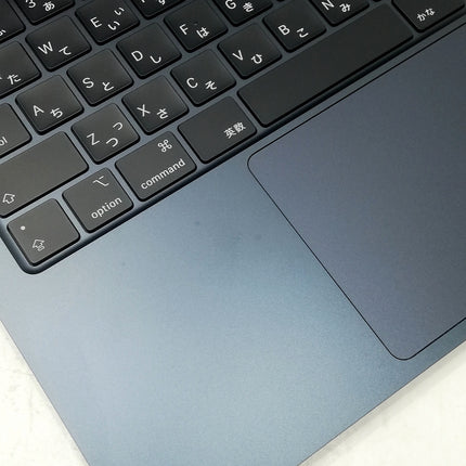 MacBook Air M2 / 13インチ / 2022 / 8GB / 256GB / ミッドナイト / ランク:B / MLY33J/A / 【中古品管理番号:38777】