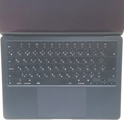 MacBook Air M2 / 13インチ / 2022 / 8GB / 256GB / ミッドナイト / ランク:B / MLY33J/A / 【中古品管理番号:38778】