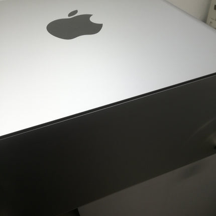 Mac Pro / 2019 / 96GB / 4TB / シルバー / ランク:A / Z0W3 / 【中古品管理番号:38787】