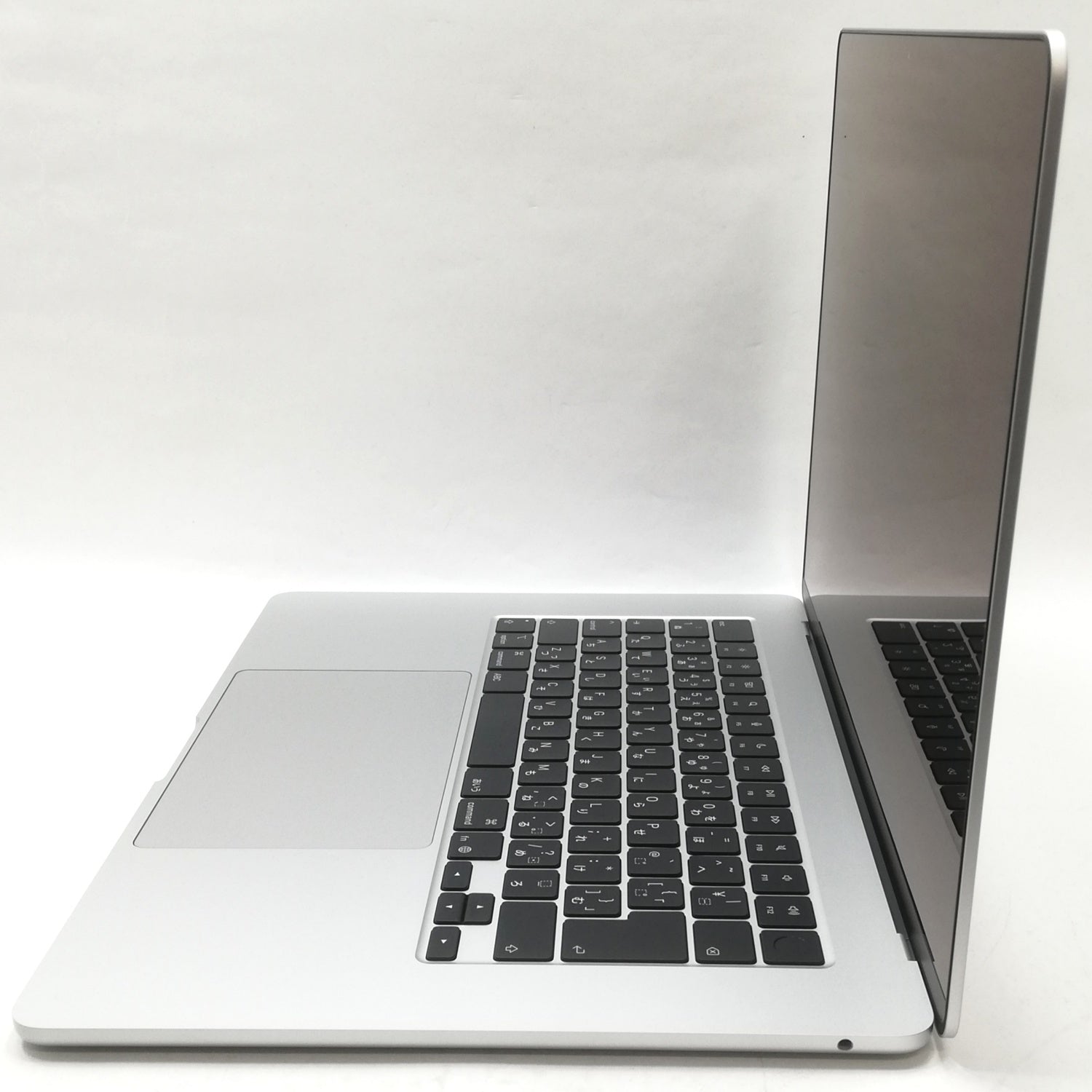 MacBook 中古 販売】MacBook Air M4 / 15インチ / 2025 / 16GB / 512GB