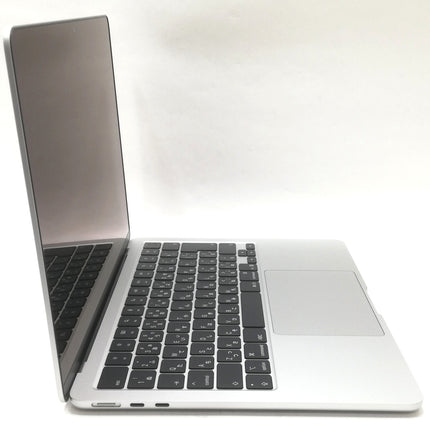 MacBook Air M4 / 13インチ / 2025 / 16GB / 256GB / シルバー / ランク:B / MW0W3J/A / 【中古品管理番号:38806】