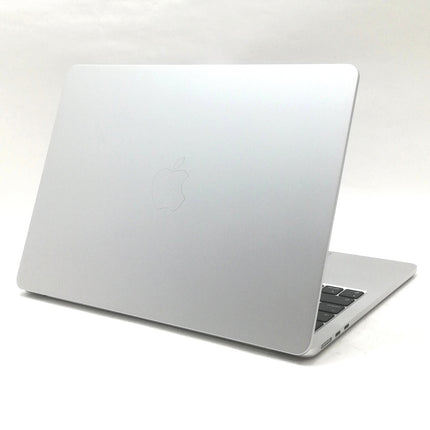 MacBook Air M4 / 13インチ / 2025 / 16GB / 256GB / シルバー / ランク:B / MW0W3J/A / 【中古品管理番号:38806】
