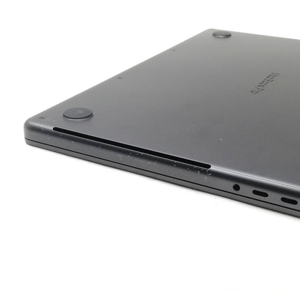 MacBook Pro M3Pro / 14インチ / 2023 / 18GB / 512GB / スペースブラック / ランク:C / MRX33J/A / 【中古品管理番号:38828】