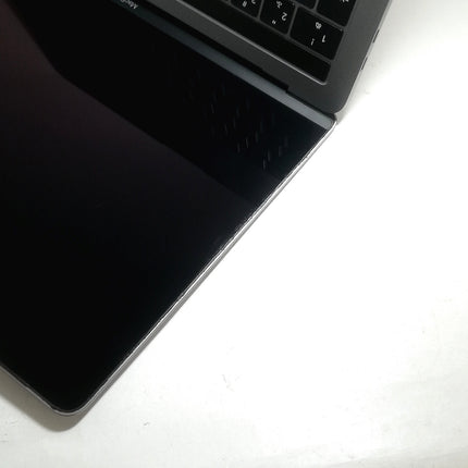 MacBook Pro Touch Bar / 13インチ / Mid 2019 / 16GB / 256GB / スペースグレイ / ランク:C / MUHN2J/A / 【中古品管理番号:38829】