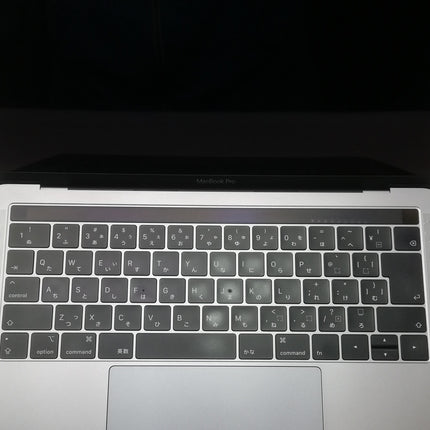 MacBook Pro Touch Bar / 13インチ / Mid 2019 / 16GB / 256GB / スペースグレイ / ランク:C / MUHN2J/A / 【中古品管理番号:38829】