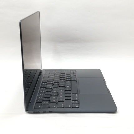 MacBook Air M2 / 13インチ / 2022 / 8GB / 256GB / ミッドナイト / ランク:B / MLY33J/A / 【中古品管理番号:38833】