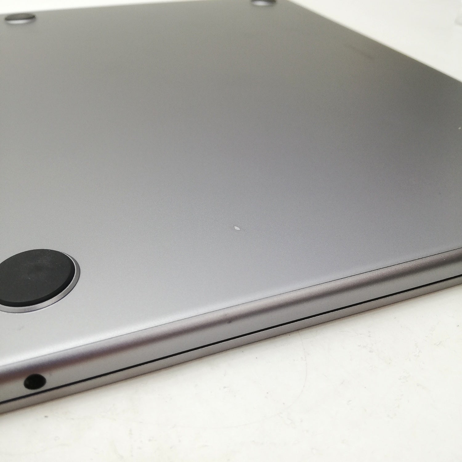 MacBook 中古 販売】MacBook Air M2 / 13インチ / 2022 / 16GB / 512GB