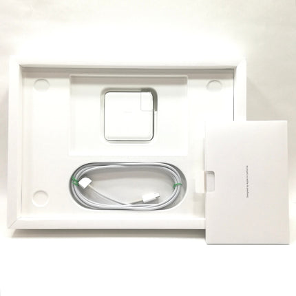 MacBook Pro M1 Pro / 14インチ / 2021 / 16GB / 512GB / スペースグレイ / ランク:B / MKGP3J/A / 【中古品管理番号:38850】