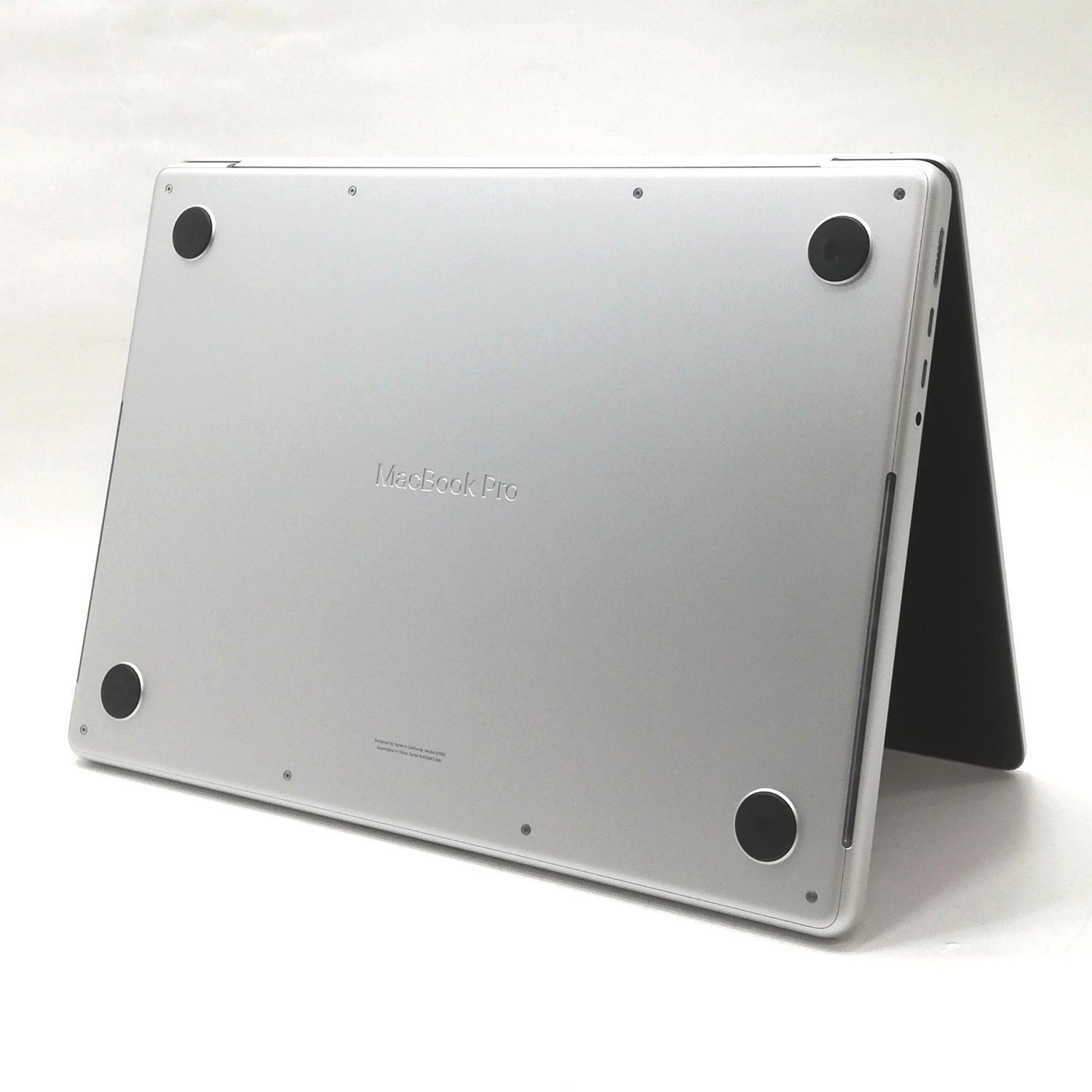 MacBook 中古 販売】MacBook Pro M3Pro / 14インチ / 2023 / 18GB