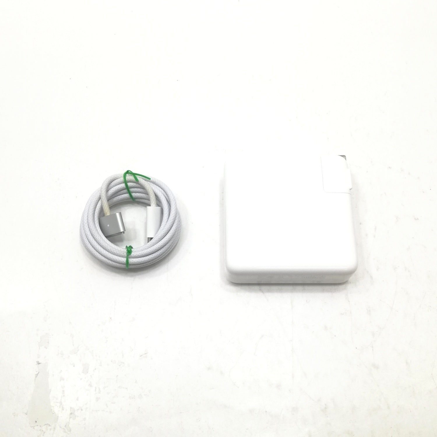 MacBook 中古 販売】MacBook Pro M3Pro / 14インチ / 2023 / 18GB