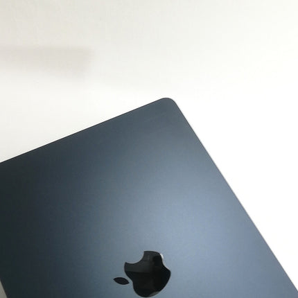 MacBook Air M2 / 13インチ / 2022 / 8GB / 256GB / ミッドナイト / ランク:B / MLY33J/A / 【中古品管理番号:38865】