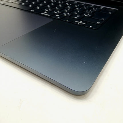 MacBook Air M2 / 15インチ / 2023 / 8GB / 256GB / ミッドナイト / ランク:B / MQKW3J/A / 【中古品管理番号:38900】