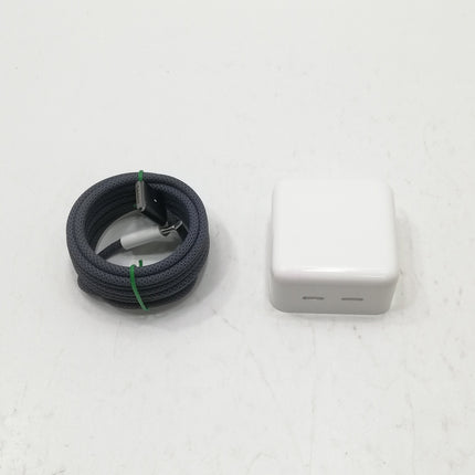 MacBook Air M2 / 15インチ / 2023 / 8GB / 256GB / ミッドナイト / ランク:B / MQKW3J/A / 【中古品管理番号:38900】