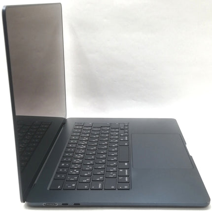 MacBook Air M2 / 15インチ / 2023 / 8GB / 256GB / ミッドナイト / ランク:B / MQKW3J/A / 【中古品管理番号:38900】