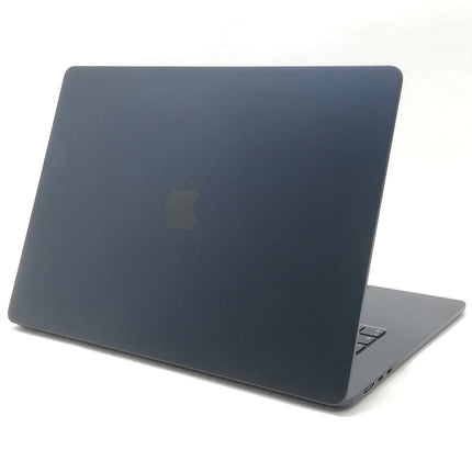 MacBook Air M2 / 15インチ / 2023 / 8GB / 256GB / ミッドナイト / ランク:B / MQKW3J/A / 【中古品管理番号:38900】