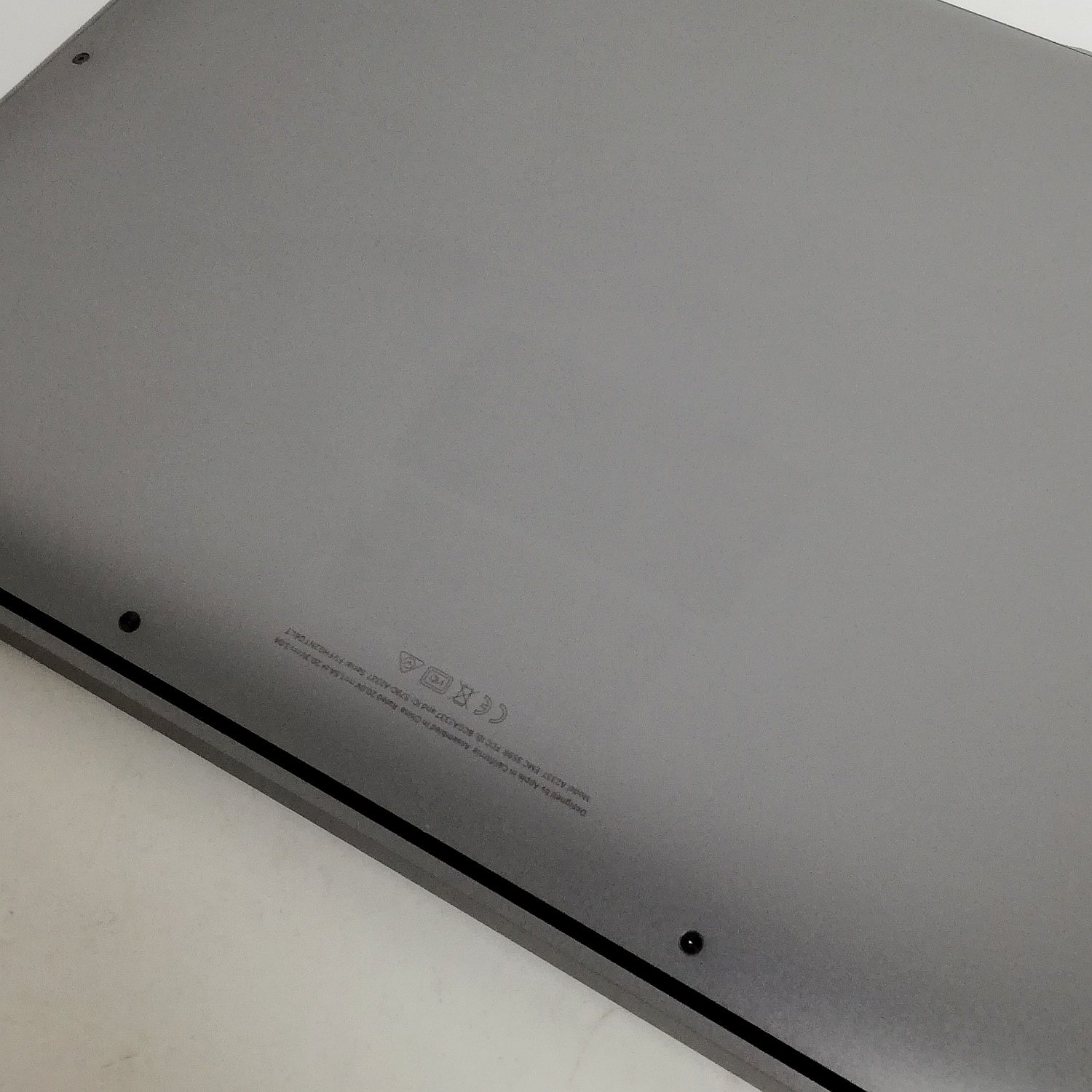 MacBook 中古 販売】MacBook Air M1 / 13インチ / Mid2020 / 16GB