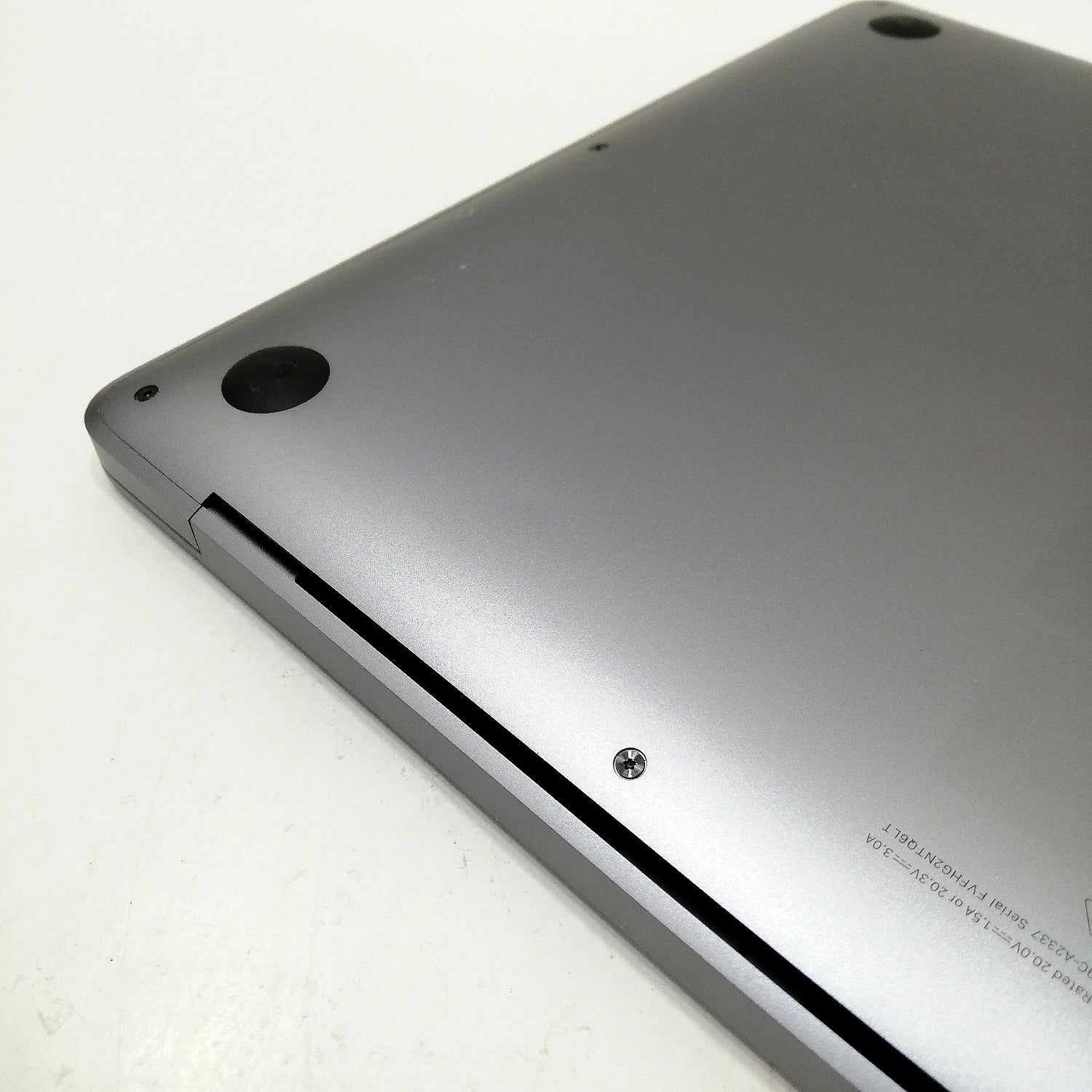 MacBook 中古 販売】MacBook Air M1 / 13インチ / Mid2020 / 16GB