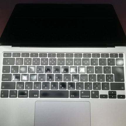 【決算特価！】MacBook Air M1 / 13インチ / Mid2020 / 16GB / 256GB / スペースグレイ / ランク:C / MGN63J/A / 【中古品管理番号:38921】